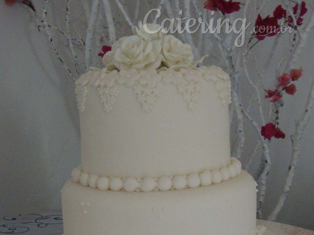 Bolo de casamento clássico