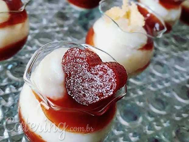 Petit Verrine Romeu e Julieta by Alessa Cakes