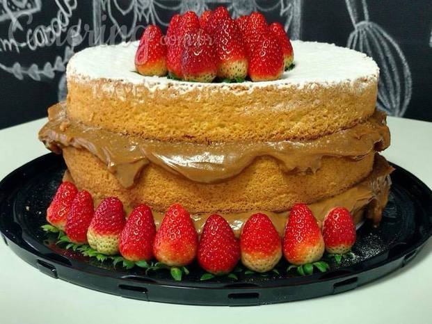 Naked cake