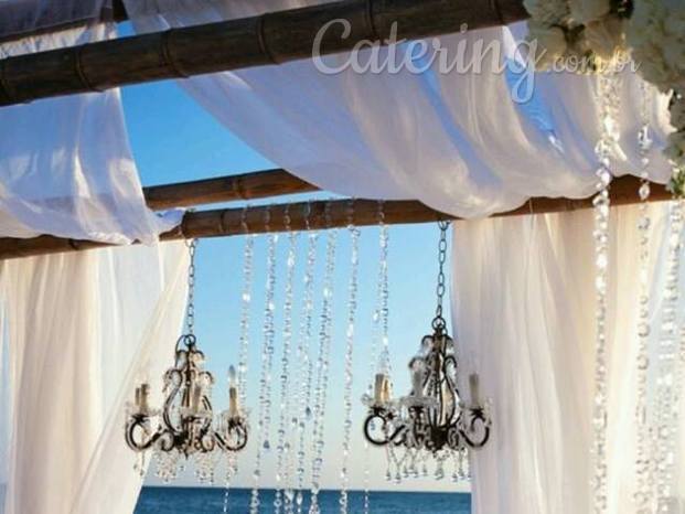 Casamento Beira-Mar com Decoração com Voil