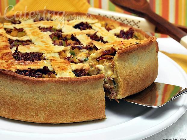 Torta de carne seca com catupiry