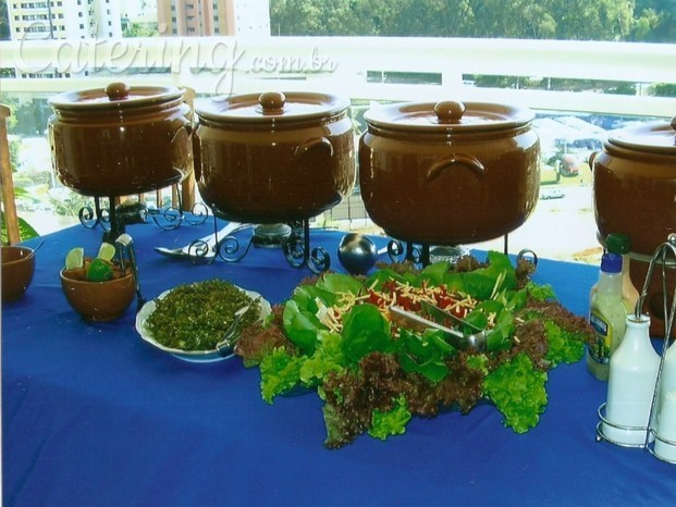 Mesa de feijoada 