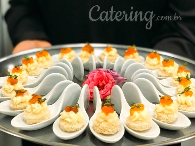 Canapés e finger foods